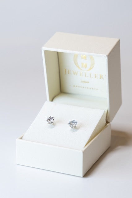 Pt950 Solitaire Round Earrings with Lab-Grown Diamond (1.0ct, Certified) Made in JAPAN - YUUKI JEWELLERY JAPAN