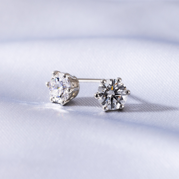 Pt950 Solitaire Round Earrings with Lab-Grown Diamond (1.0ct, Certified) Made in JAPAN - YUUKI JEWELLERY JAPAN