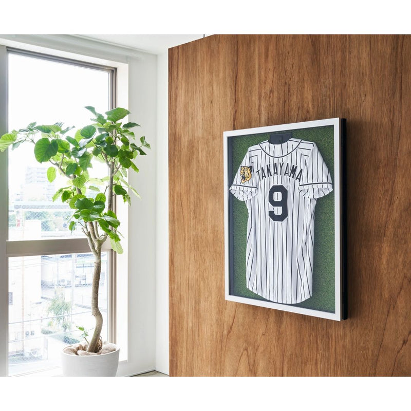 Premium Jersey Display Case with Artificial Turf - UV Protected Sports Memorabilia Frame - Aluna-frame