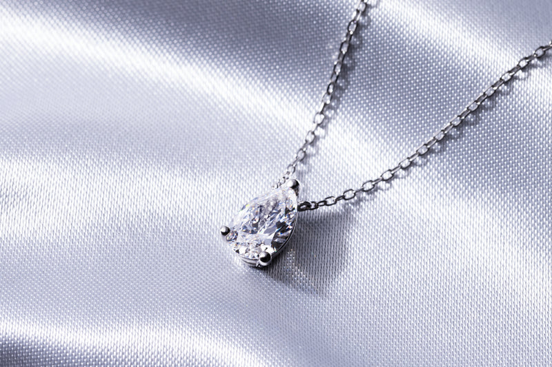 Pt950 Solitaire Pear-Shaped Pendant LAB-GROWN DIAMOND 1.0ct with Certificate Made in JAPAN - YUUKI JEWELLERY JAPAN