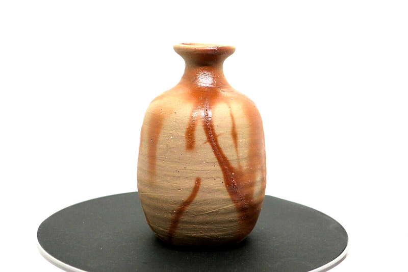 Japanese tokkuri sake bottle and two sake cups Bizen ware From Japan - The Japan Pride