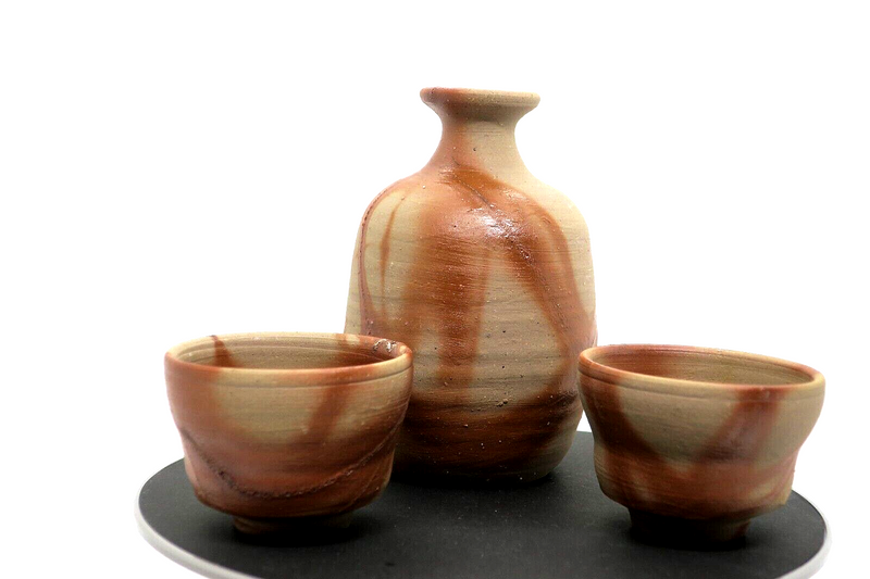 Japanese tokkuri sake bottle and two sake cups Bizen ware From Japan - The Japan Pride