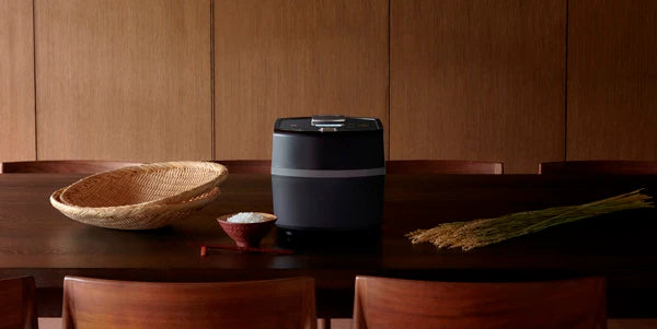 IIRIS OYAMA Instant-heat vacuum rice cooker IH jar rice cooker 5.5-cup Japan | j-Grab Mall Sakura Japan