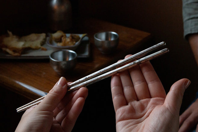 ORI-EN Stainless Steel Chopsticks, Chopstic rest with Traditional Japanese Craftsmanship – Kurumira Shop